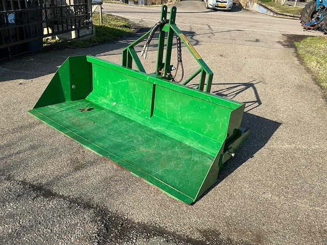 Krafter - hydraulische grondbak tractor - afbeelding 1 van  15