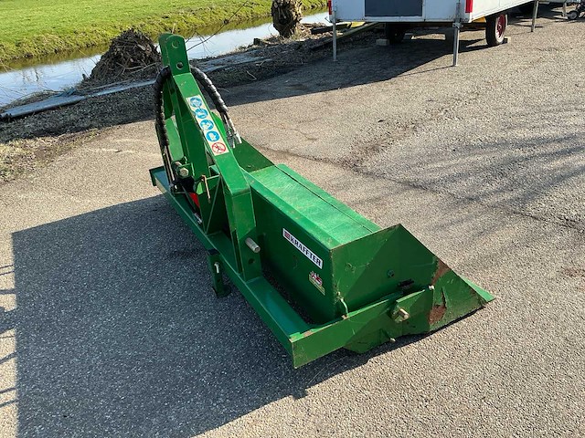 Krafter - hydraulische grondbak tractor - afbeelding 11 van  15