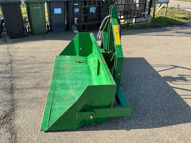 Krafter - hydraulische grondbak tractor - afbeelding 14 van  15