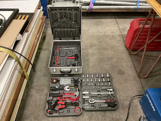 Kraftwerk gevulde gereedschapstrolley - afbeelding 1 van  3