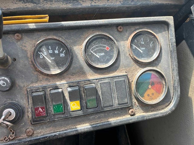 Kramer 512 slx allrad wiellader – 4x4 – nederlands kenteken - afbeelding 6 van  15