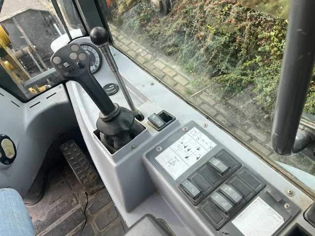 Kramer 750 loader - afbeelding 4 van  13