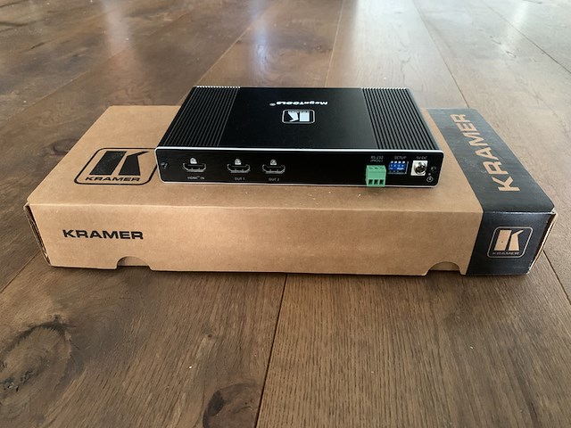 Kramer vm-2h2 - hdmi splitter / distributeur, kramer, vm-2h2, zwart, 2026 - afbeelding 1 van  8