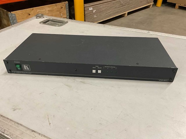 Kramer vm-4h xl 1:4 hdmi distributor - afbeelding 1 van  2