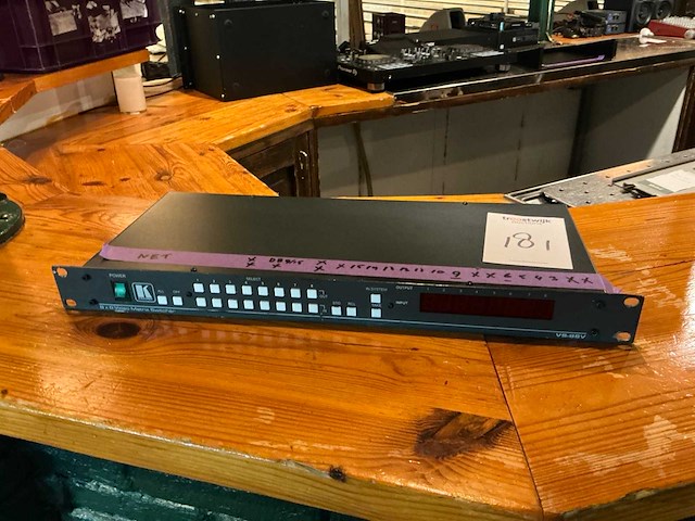 Kramer vs-88v video matrix switcher - afbeelding 1 van  3