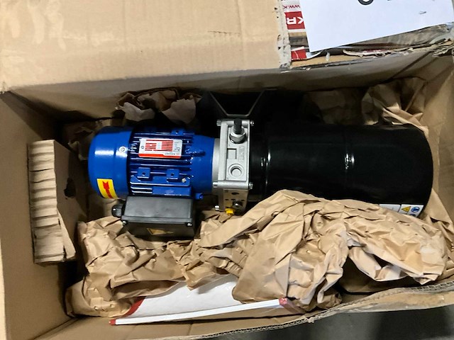 Kramp hydrauliek aggregaat (3x) - afbeelding 3 van  4