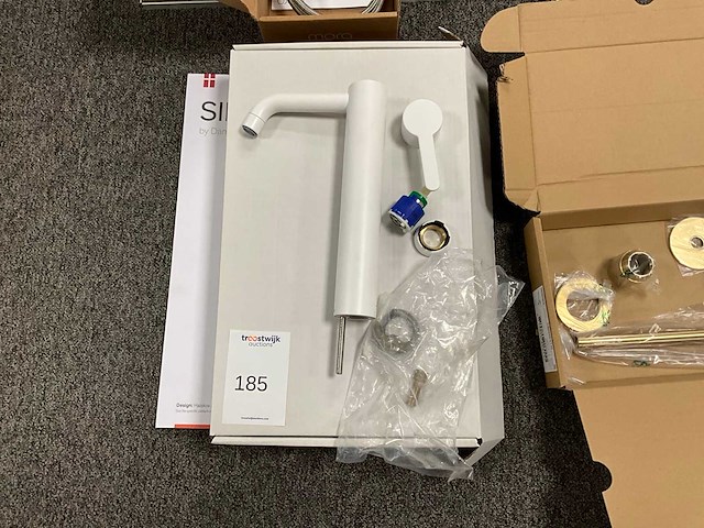 Kranen en kraanonderdelen - afbeelding 2 van  7