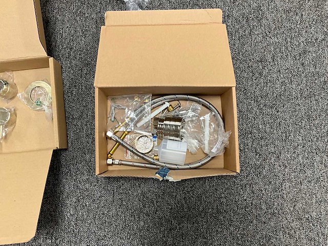 Kranen en kraanonderdelen - afbeelding 4 van  7