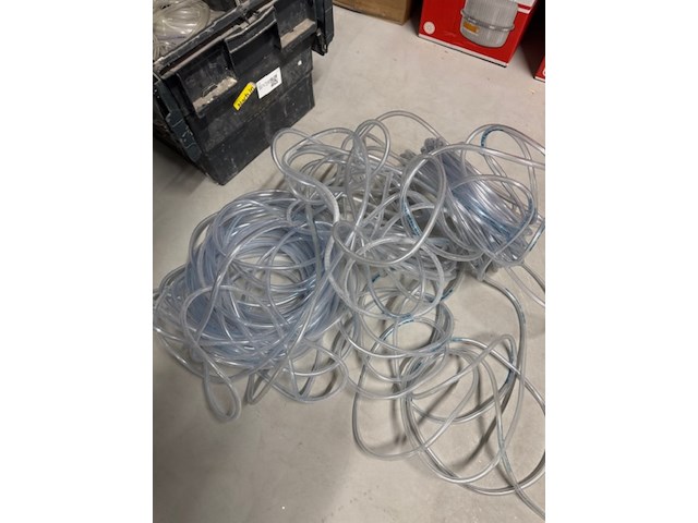 Krat doorzichtige slangen - afbeelding 4 van  5