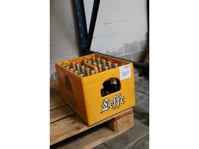 Krat leffe blond. tht 5-27. - afbeelding 2 van  2