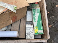 Krat met diverse filters overige machine toebehoren - afbeelding 8 van  11
