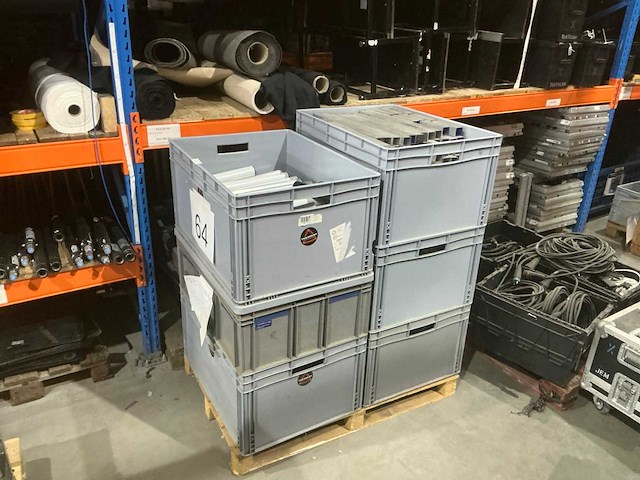 Krat met podiumpoten (6x) - afbeelding 1 van  5