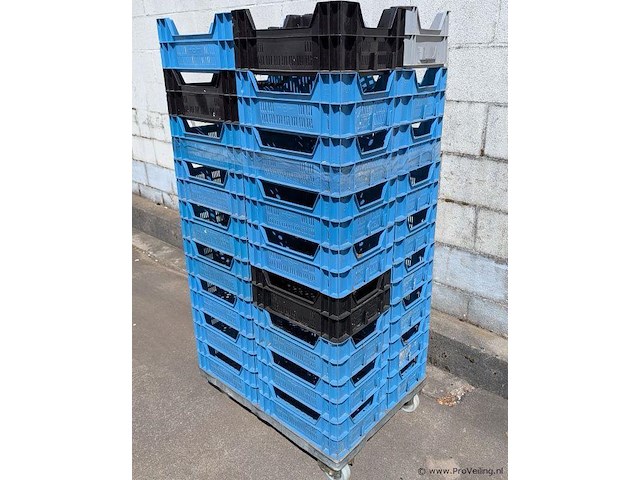 Kratten - 36 stuks op onderwagen - afbeelding 2 van  4