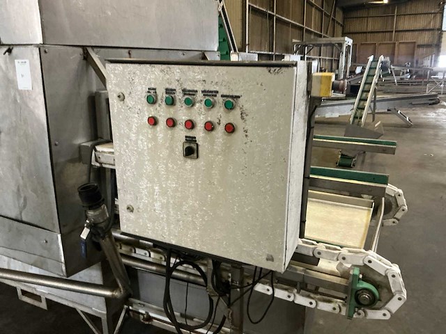 Krattenwasmachine - afbeelding 10 van  12