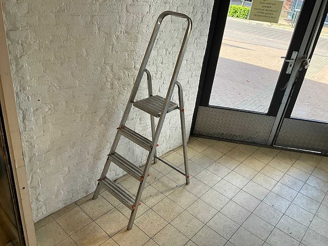 Krause aluminium trap - afbeelding 1 van  5