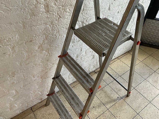 Krause aluminium trap - afbeelding 3 van  5