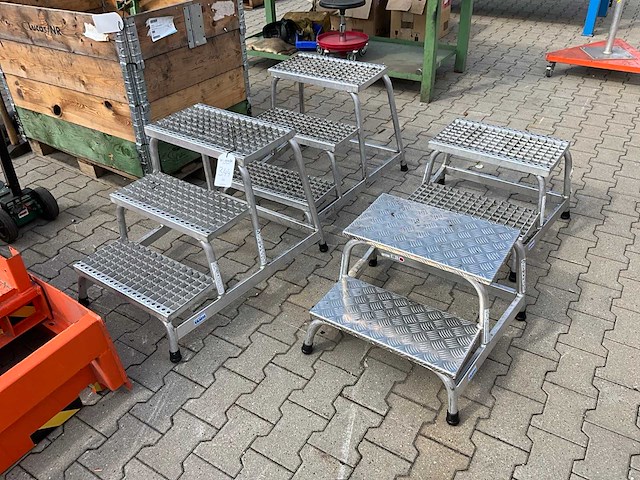 Krause opstap (4x) - afbeelding 1 van  8
