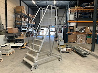 Krause platformtrap - afbeelding 1 van  9