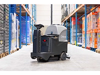 Kremer - 2025 - kr-fr70 - industriële zit schrobzuigmachine - afbeelding 1 van  28