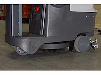 Kremer - 2025 - kr-fr70 - industriële zit schrobzuigmachine - afbeelding 14 van  28