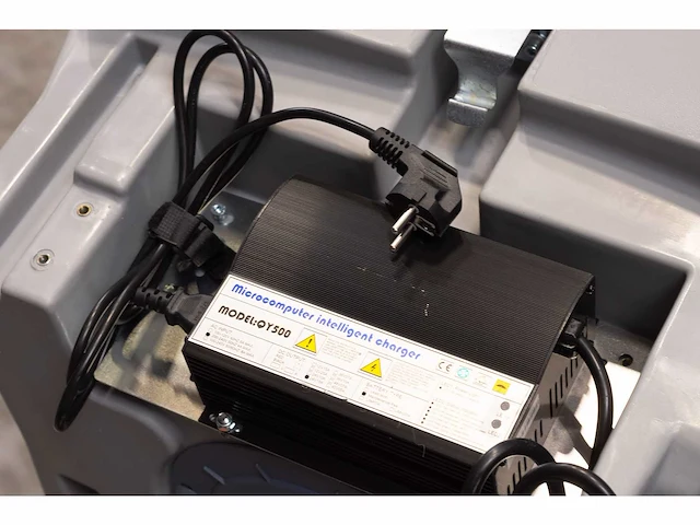 Kremer - 2025 - kr-fr70 - industriële zit schrobzuigmachine - afbeelding 28 van  28