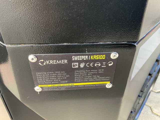 Kremer - 2025 - krs100 - straatveegmachine - afbeelding 15 van  16