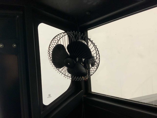 Kremer - 2025 - krs100 - straatveegmachine - afbeelding 4 van  14