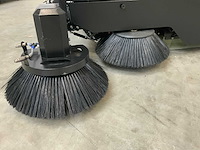 Kremer - 2025 - krs100 - straatveegmachine - afbeelding 8 van  15