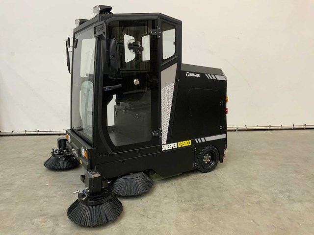 Kremer - 2025 - krs100 - straatveegmachine - afbeelding 25 van  25