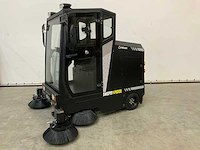 Kremer - 2025 - krs100 - straatveegmachine - afbeelding 24 van  25