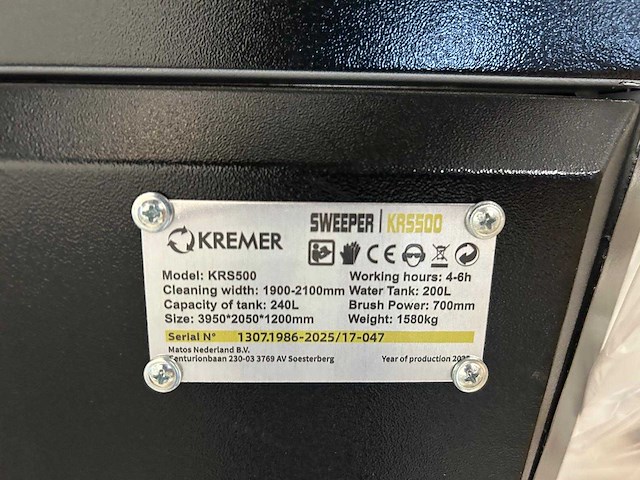 Kremer - 2025 - krs500 - parkeerplaats veegmachine - afbeelding 4 van  4
