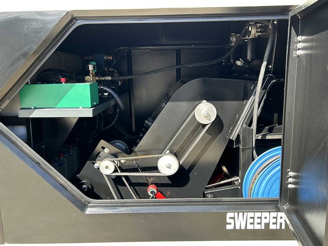 Kremer - 2025 - krs500 - parkeerplaats veegmachine - afbeelding 29 van  36