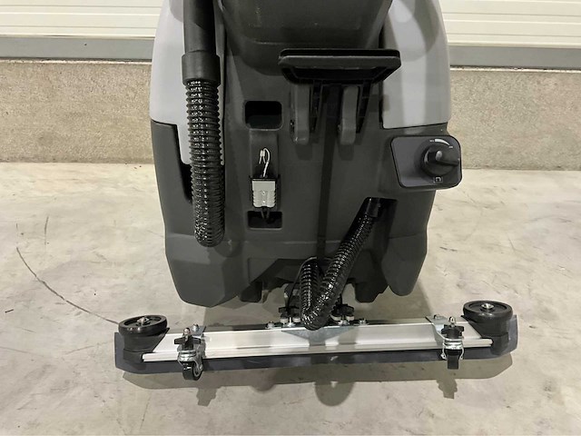 Kremer - 2026 - kr-fl50a - zelfrijdende veegmachine - afbeelding 3 van  17
