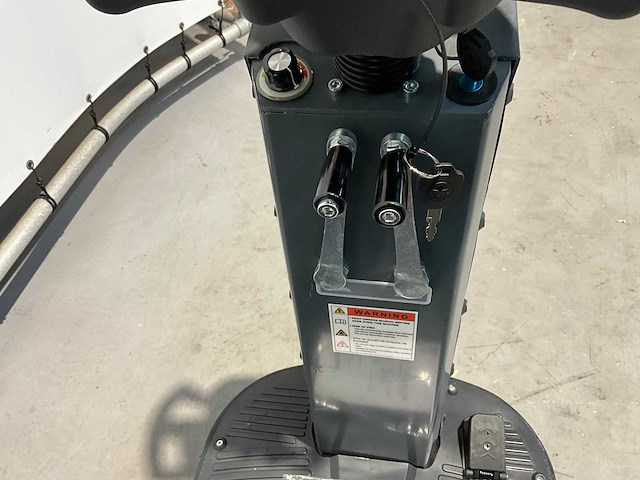 Kremer - 2026 - kr fr 70 - zelfrijdende veegmachine - afbeelding 2 van  12