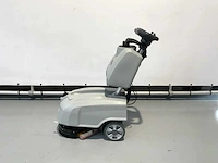 Kremer - 2026 - krm30 - zelfrijdende veegmachine - afbeelding 6 van  13