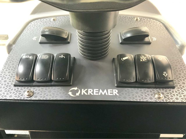 Kremer - 2026 - krs 100 - zelfrijdende veegmachine - afbeelding 11 van  18