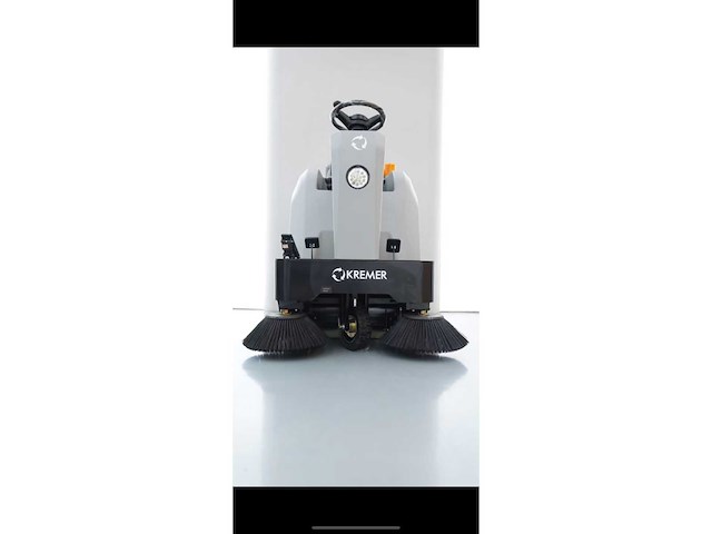Kremer - 2026 - kryzs4 - zelfrijdende veegmachine - afbeelding 3 van  11