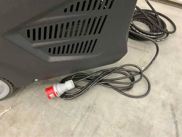 Kremer - kr7300 - heetwater hogedrukreiniger diesel - afbeelding 6 van  7