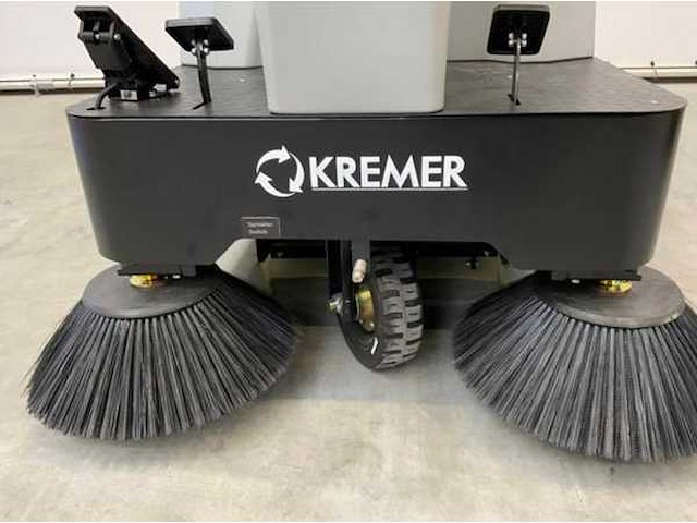 Kremer - kryzs4 opzit veegmachine - werkbreedte 125 cm - 2026 - afbeelding 7 van  10