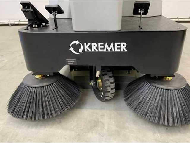 Kremer - kryzs4 opzit veegmachine - werkbreedte 125 cm - 2026 - afbeelding 7 van  10