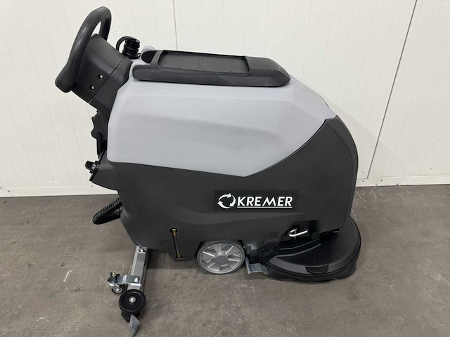 Kremer kr-fl50a - schrobzuigmachine - schrobben - zuigen en drogen - reinigingsmachine - afbeelding 11 van  14