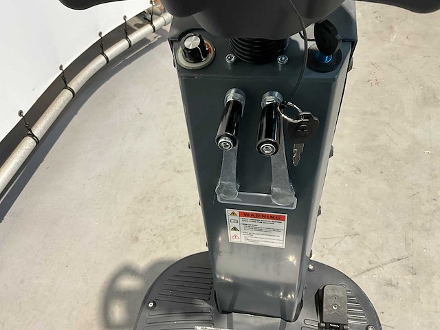 Kremer kr-fr70 opzit schrobmachine - werkbreedte 56cm - werk capaciteit 3500m2/u - afbeelding 5 van  17