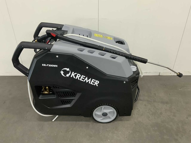 Kremer kr7300wh - hogedrukreiniger heetwater 140c - diesel - 210 bar - 1500 l/h - 5800w - afbeelding 8 van  13