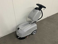 Kremer krm30 schrobmachine - schrobben en drogen in één werkgang - 2 motoren - afbeelding 1 van  10