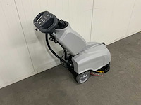 Kremer krm30 schrobmachine - schrobben en drogen in één werkgang - 2 motoren - afbeelding 5 van  8