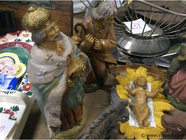 Kribbe ( kunststof) +… - afbeelding 3 van  3