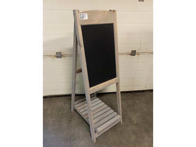 Krijtbord etagère 118cm hoog - afbeelding 1 van  6