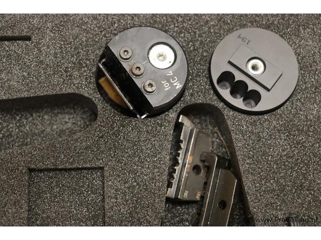 Krimptang in koffer & lege koffers (2 stuks) - afbeelding 4 van  8