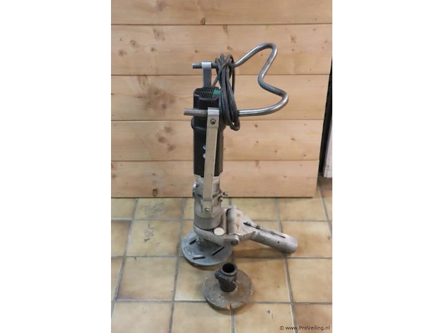 Krinner kr e 20 montagemachine - afbeelding 1 van  10