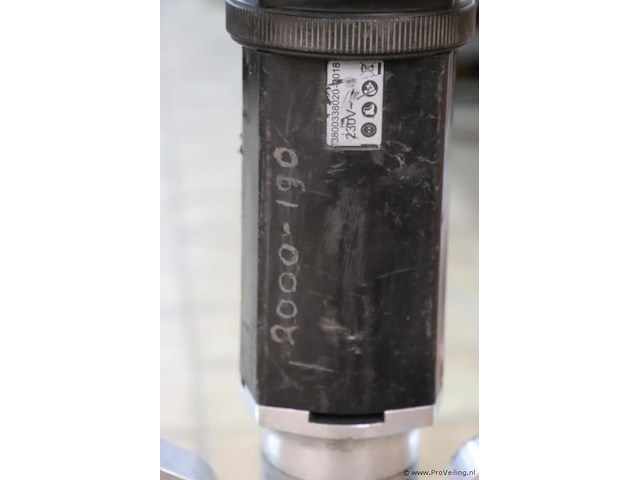 Krinner kr e 20 montagemachine - afbeelding 5 van  10